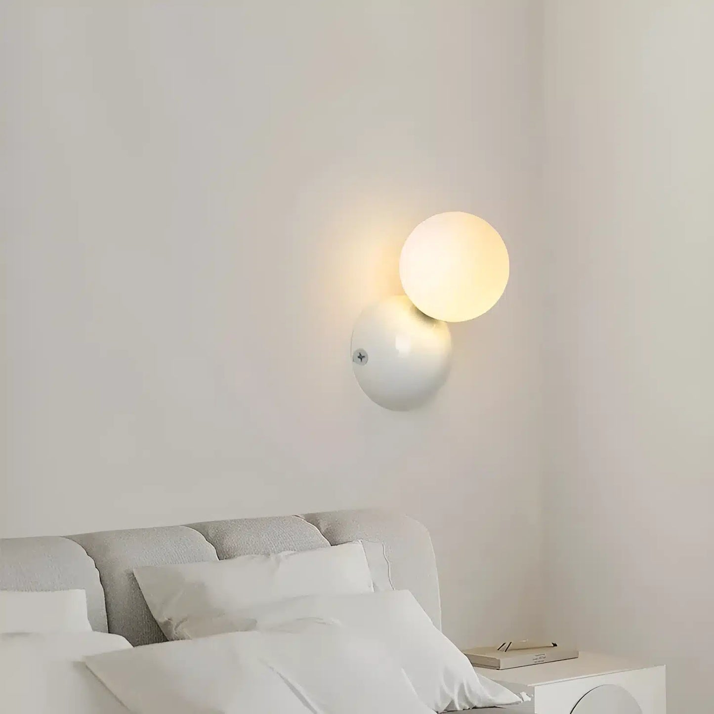 Applique Murale Boule Crème - Luminaire Décoratif d'Intérieur
