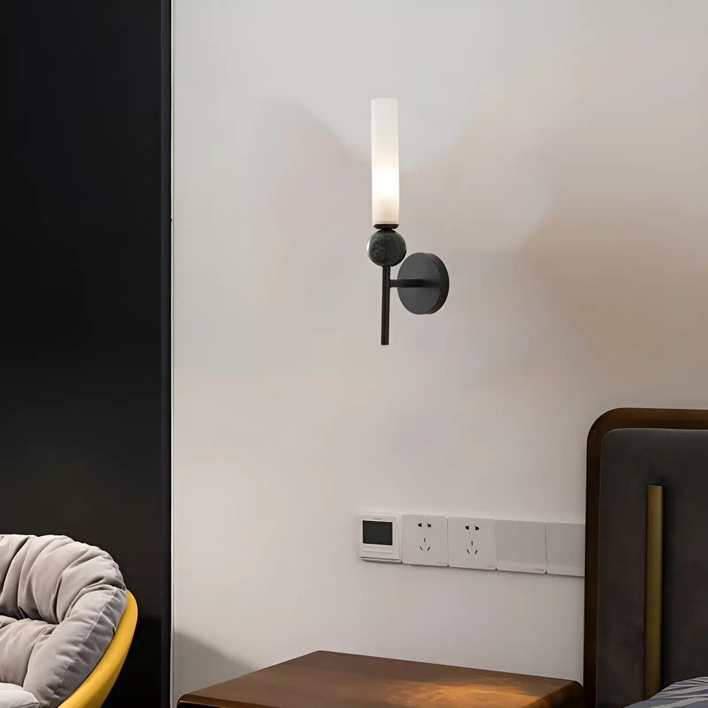 Applique Murale droite en Marbre et Cuivre avec Abat - jour Acrylique pour salon - Luminenza - Doré