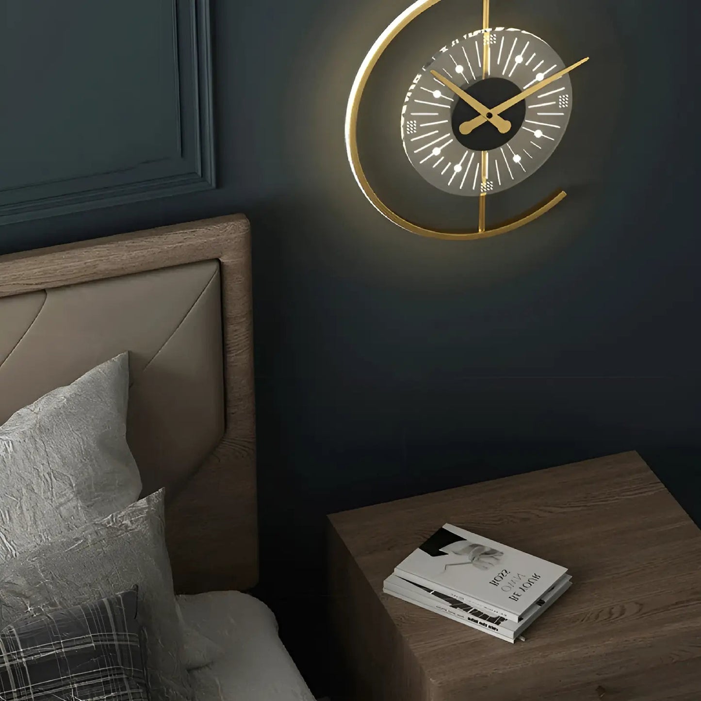 Applique murale LED design avec horloge pour chambre - Luminenza - Doré
