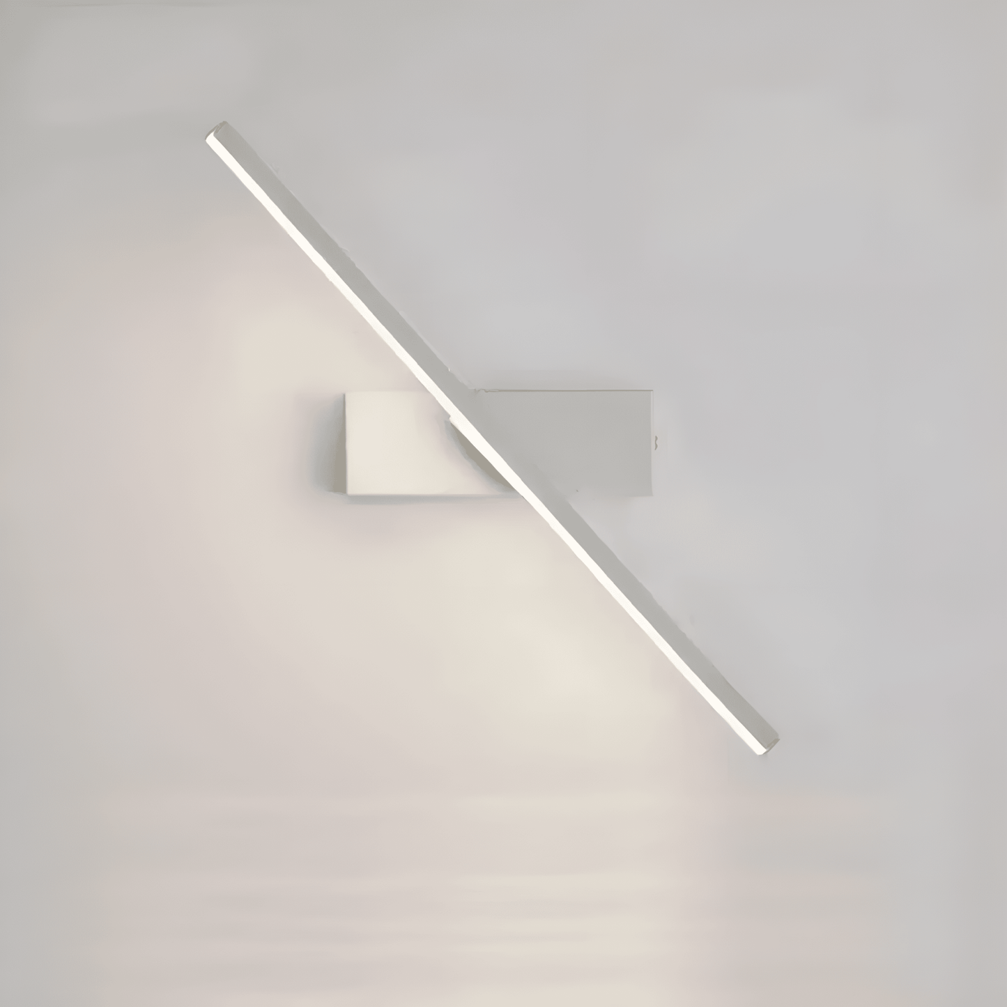 Applique murale LED en forme de lame rotative pour chambre - Luminenza - Blanc