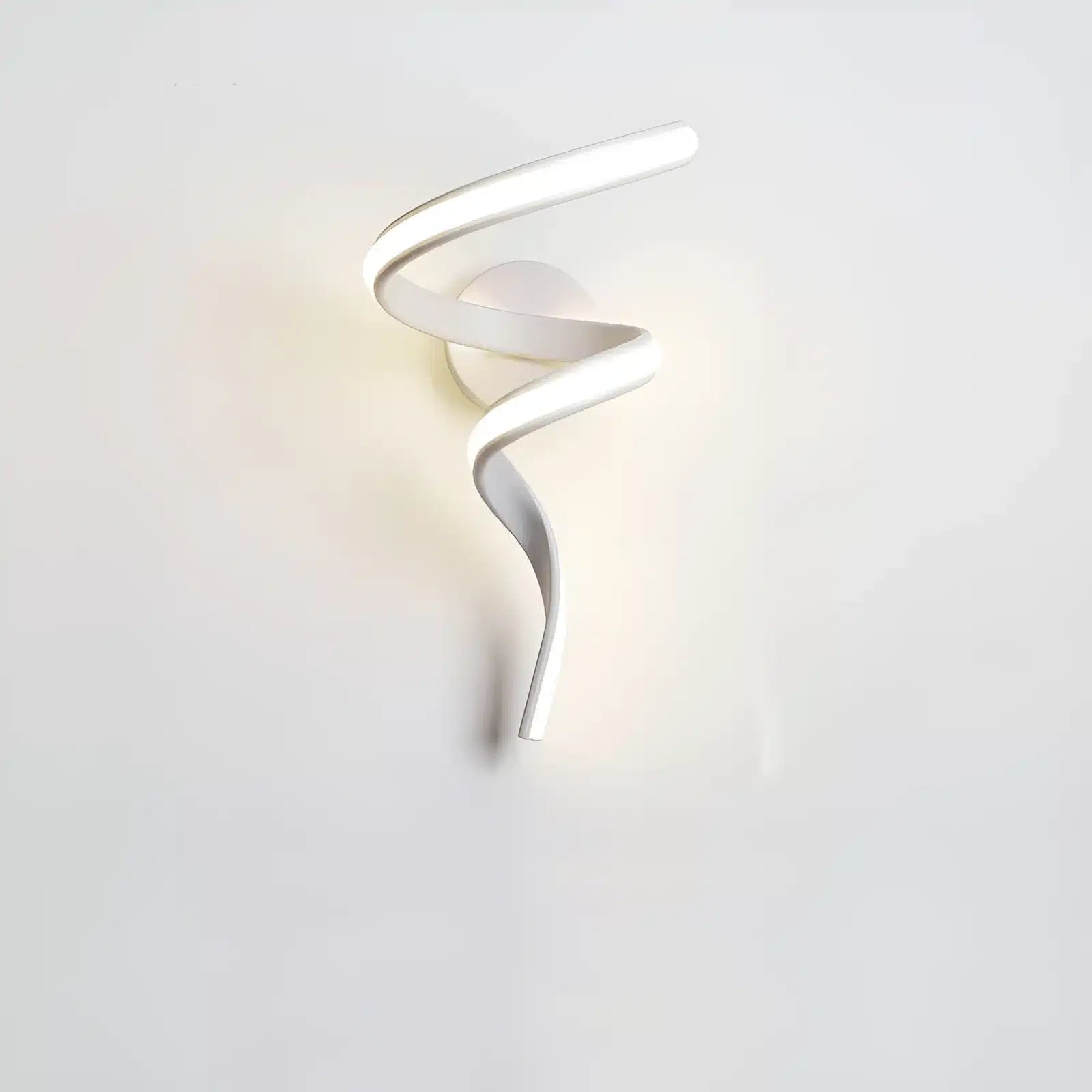 Applique murale LED en forme de tourbillon éclairé pour chambre - Luminenza - Blanc