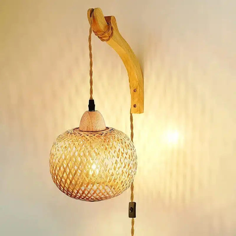 Applique Murale en Rotin Naturel - Luminaire Décoratif Tissé à la Main
