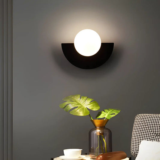 Éclairage LED Intérieur - Design Simple et Créatif