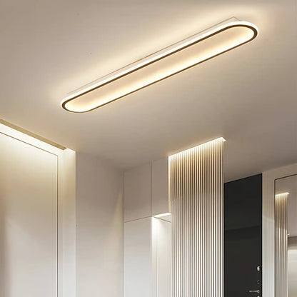 Plafonnier LED au design moderne doré et noir avec des lumières variables