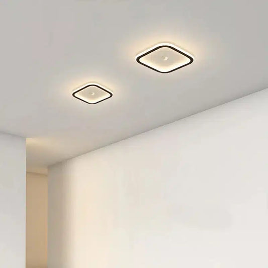 Plafonnier LED au design moderne en forme carrée pour un salon