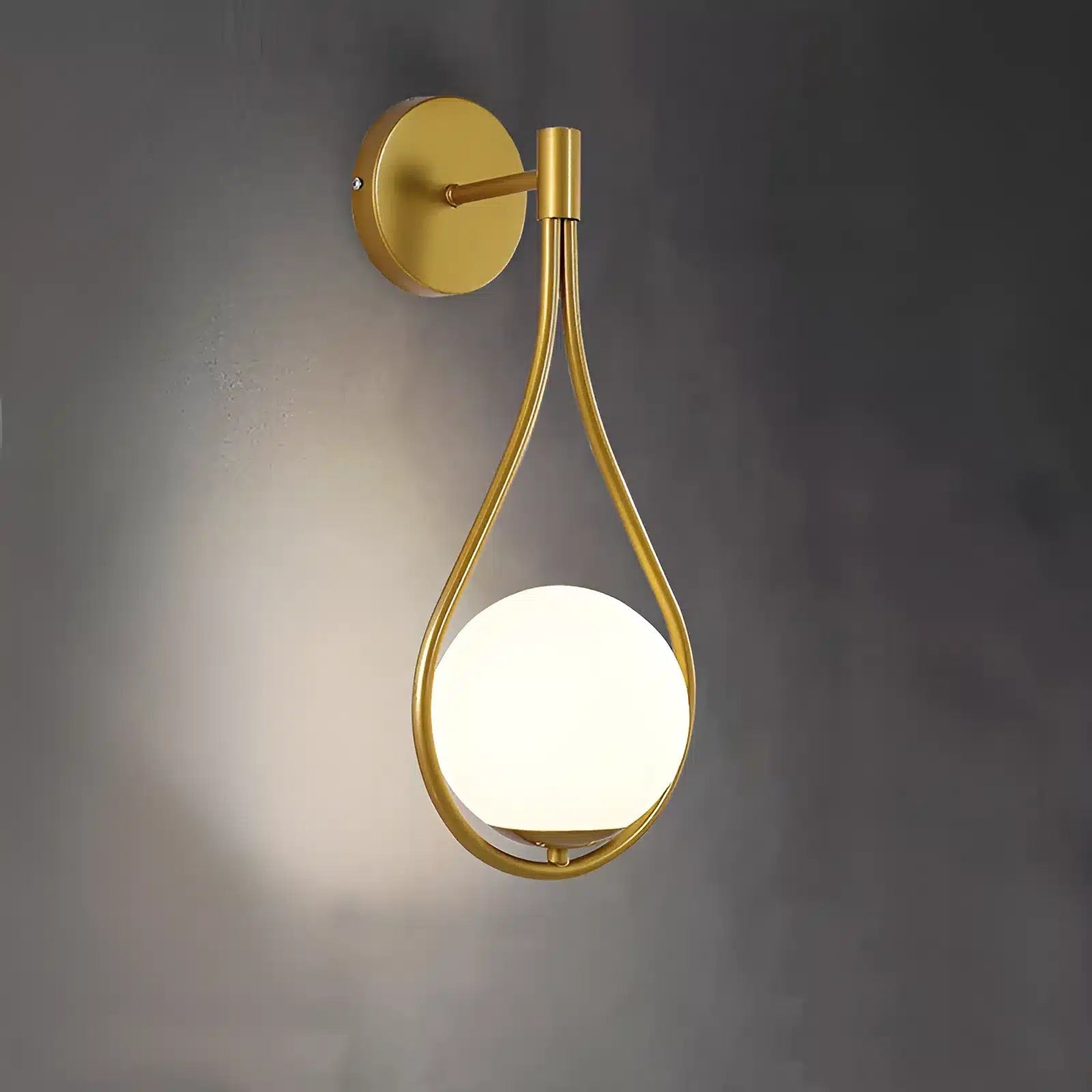 Applique murale en forme de goutte pour chambre - Luminenza - Doré