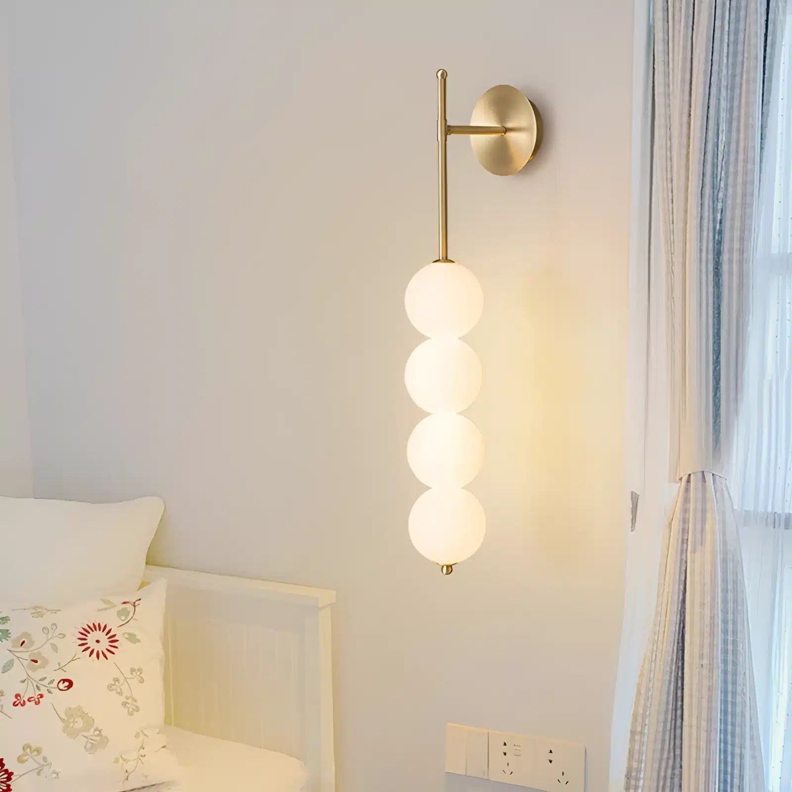 Applique murale LED en forme de boules empilées pour chambre - Luminenza - Noir