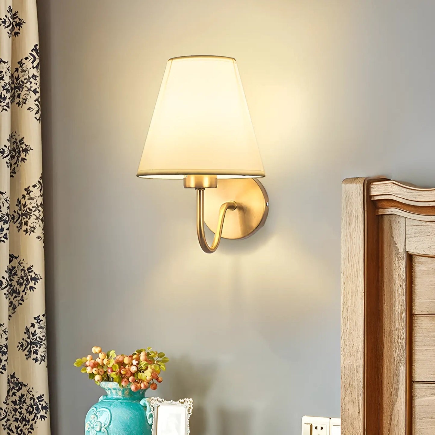 Applique murale LED tige avec abat - jour pour chambre - Luminenza - Blanc