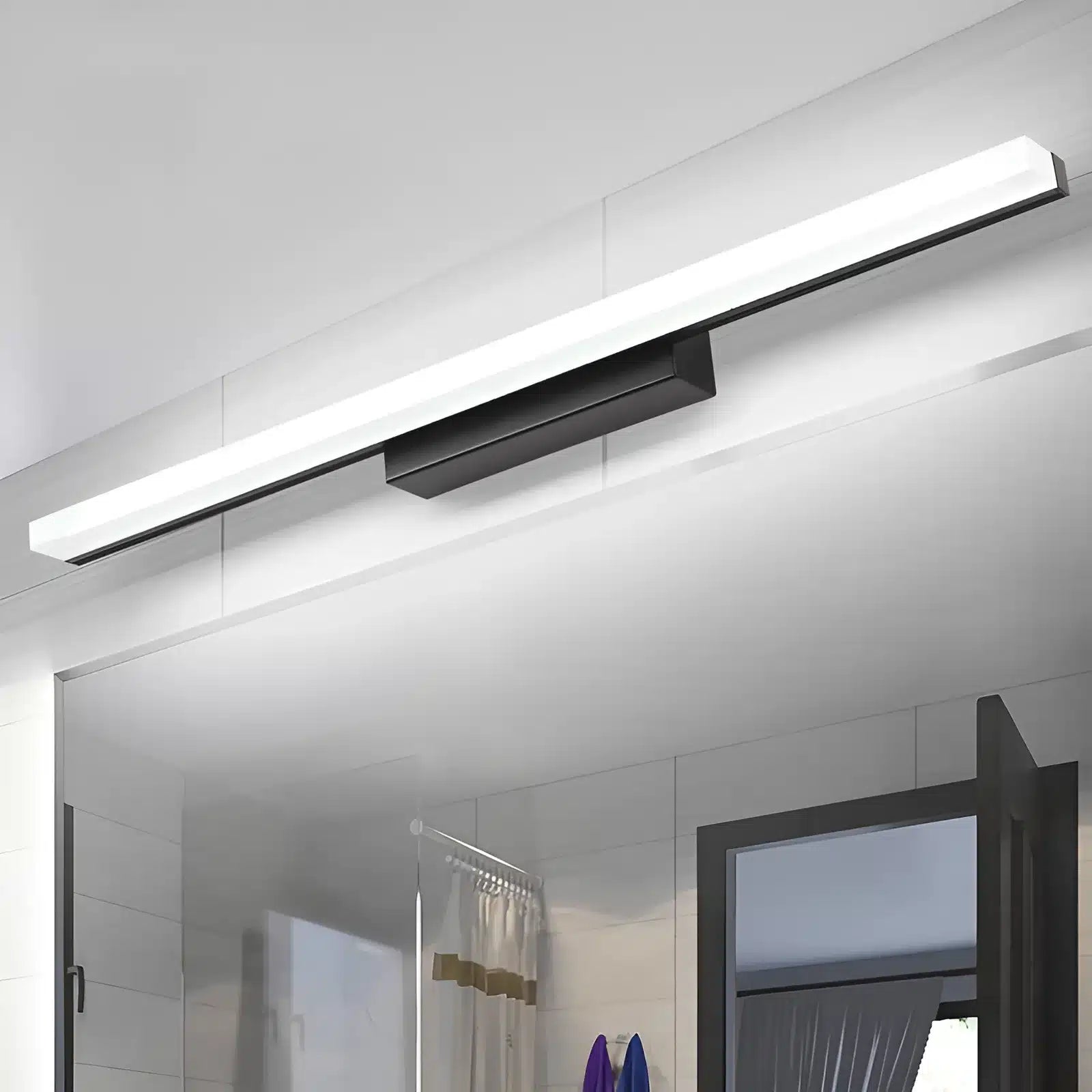 Éclairage d'intérieur LED moderne étanche pour salle de bain - Luminenza - Noir